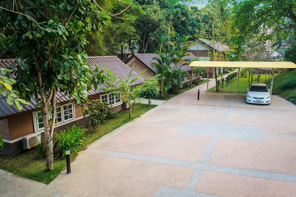 Rinrada Resort Chiang Mai Exterior foto